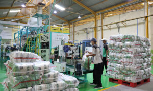Gudang beras PT Food Station Tjipinang Jaya